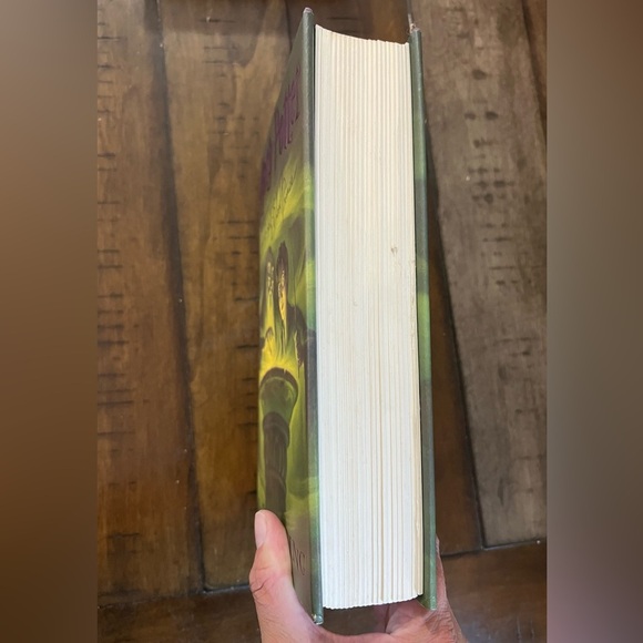 Harry Potter and the Half-Blood Prince Hardcover Book - Picture 4 of 5